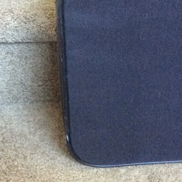 Piece of jaguar luggage - Picture 7 of 8